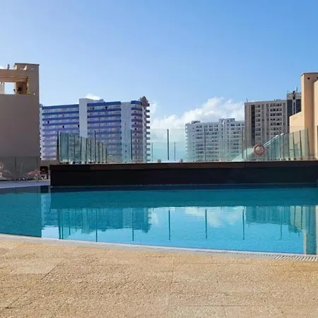 Black Rock アパート