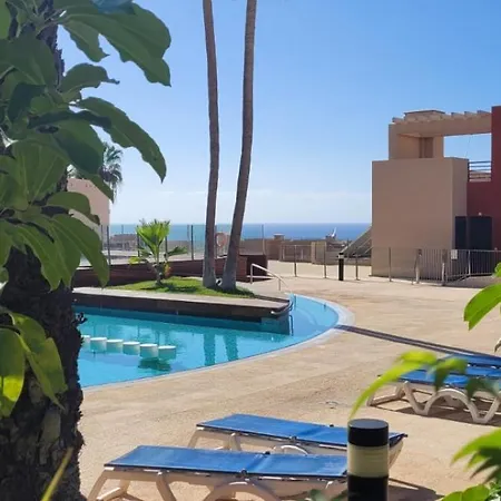 アパート Black Rock アデヘ