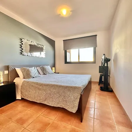 アパート Black Rock アデヘ