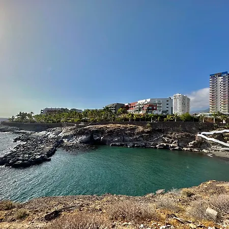 Black Rock アパート アデヘ